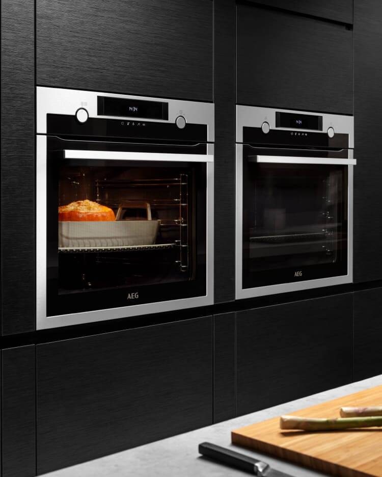 AEG Φούρνος 6000 SteamBake